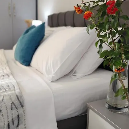 - Center Apartment Divjaka